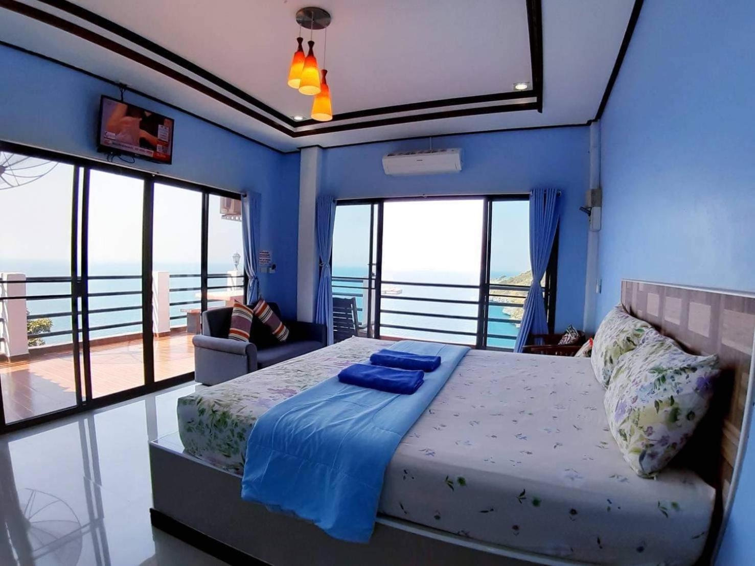Ocean View Resort - Koh Sichang Bagian luar foto