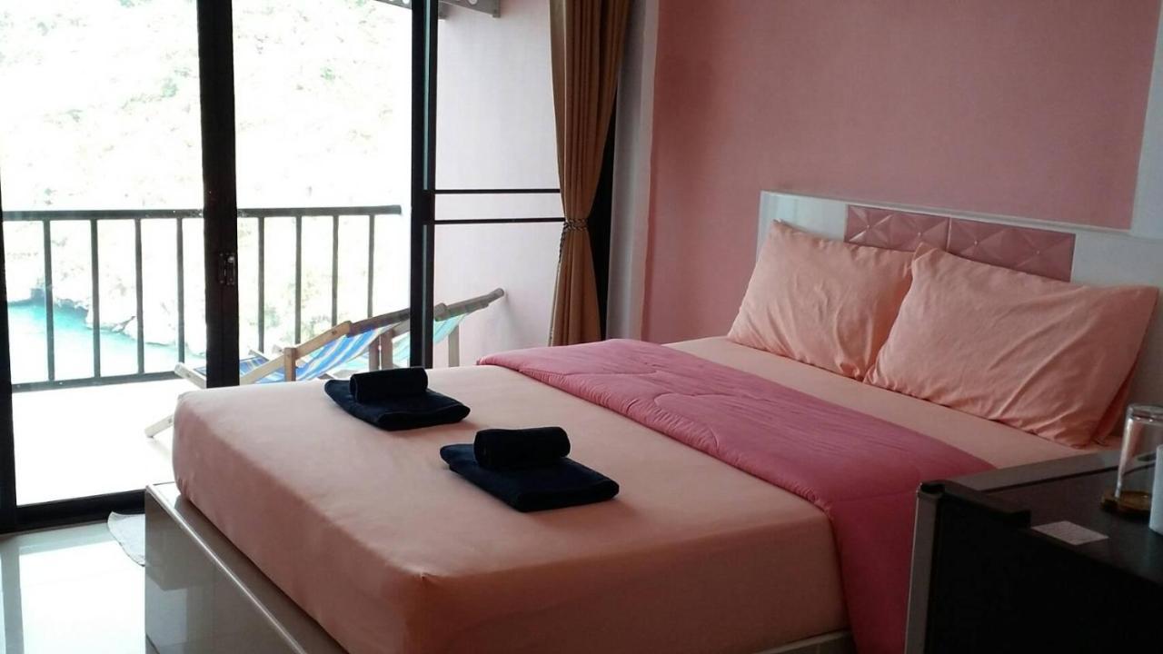 Ocean View Resort - Koh Sichang Bagian luar foto
