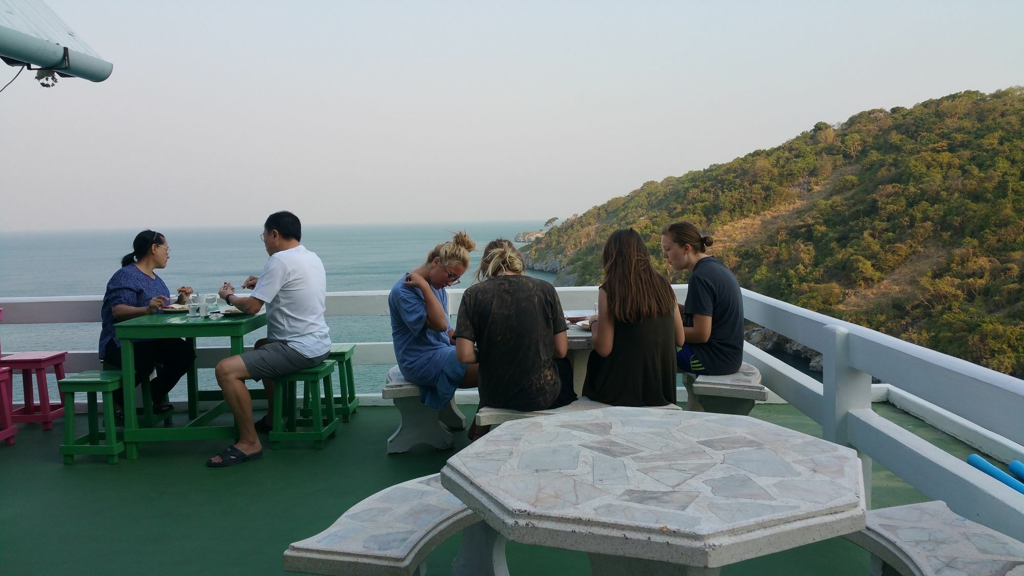 Ocean View Resort - Koh Sichang Bagian luar foto