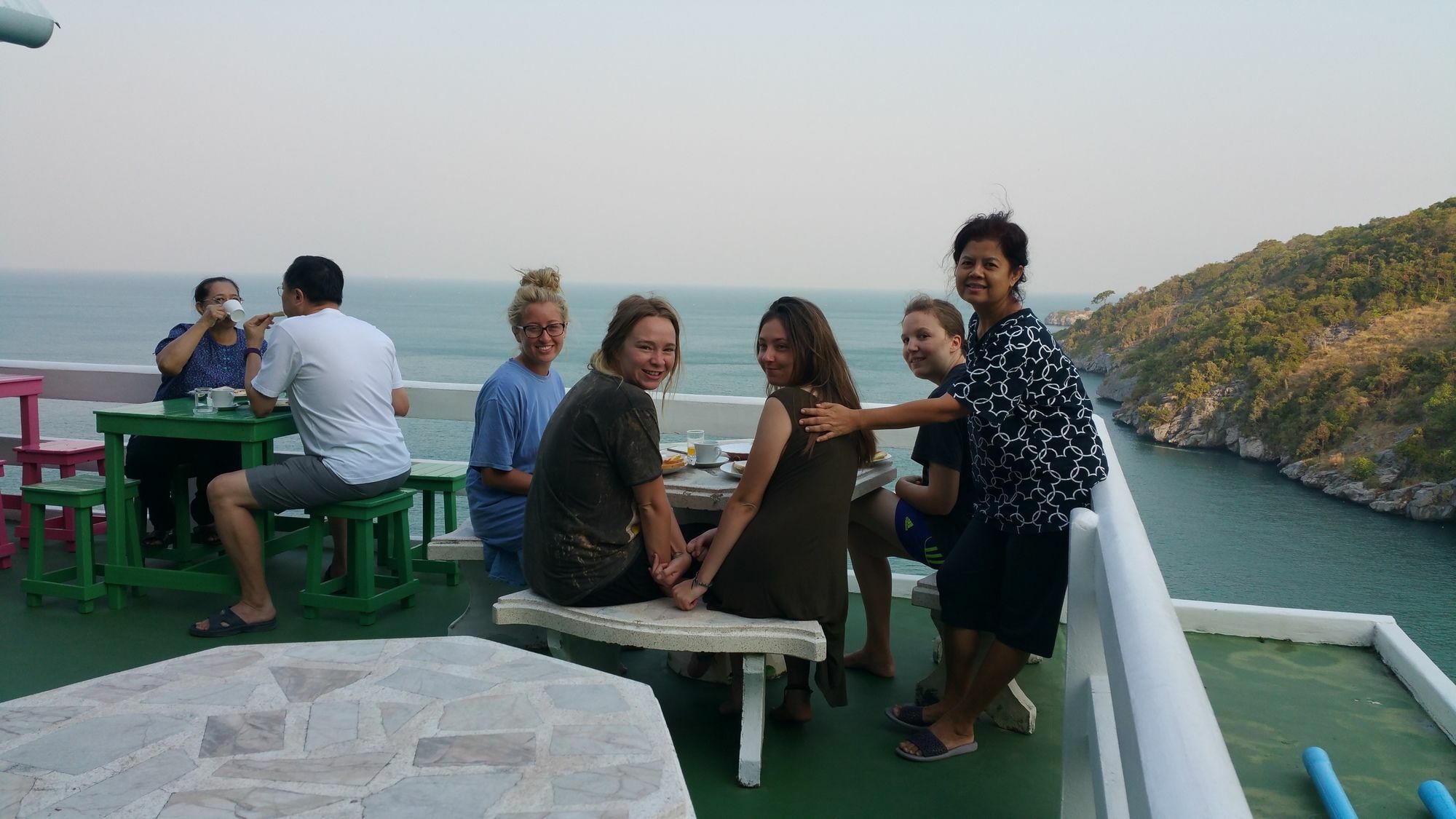 Ocean View Resort - Koh Sichang Bagian luar foto