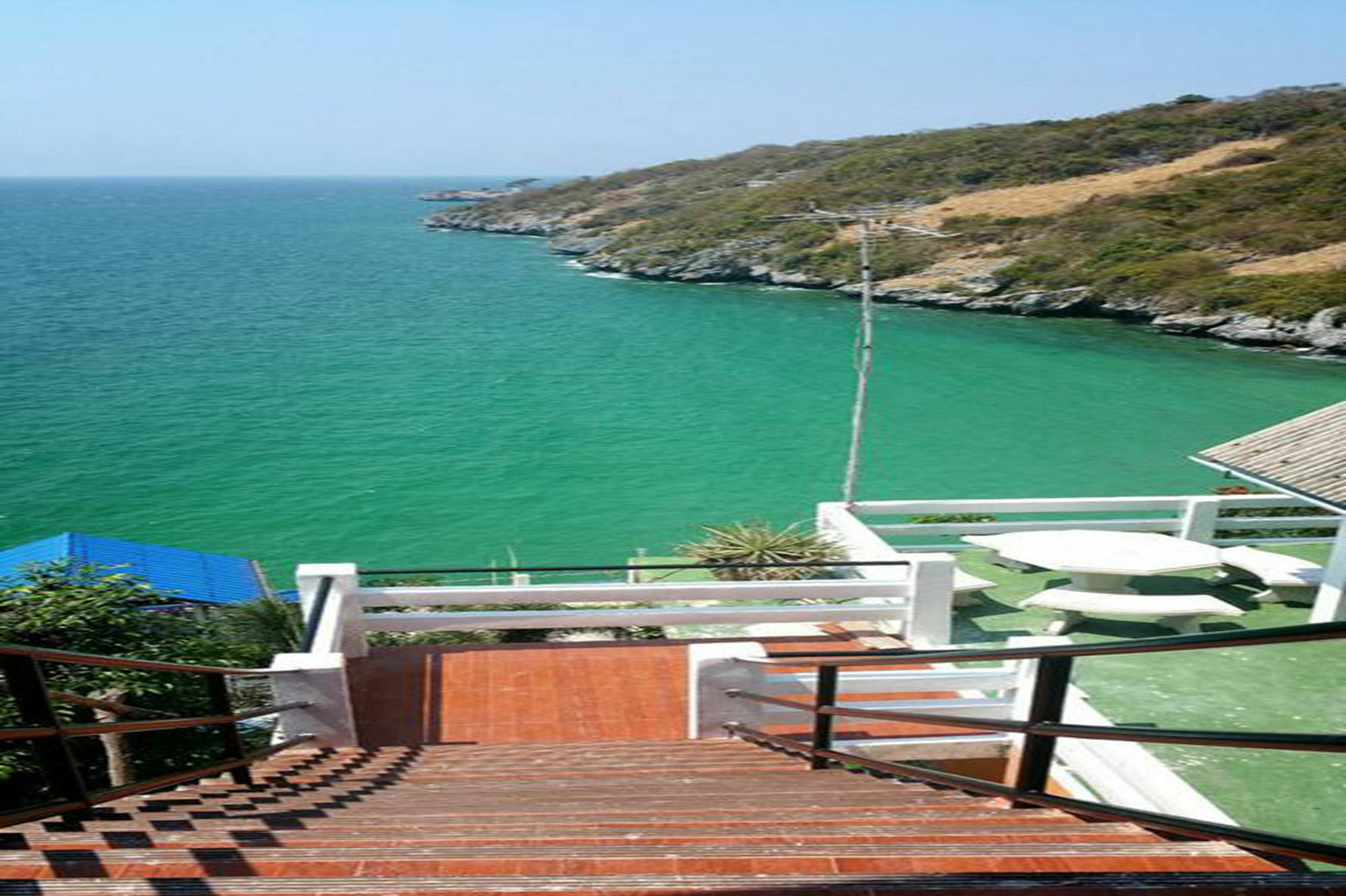 Ocean View Resort - Koh Sichang Bagian luar foto